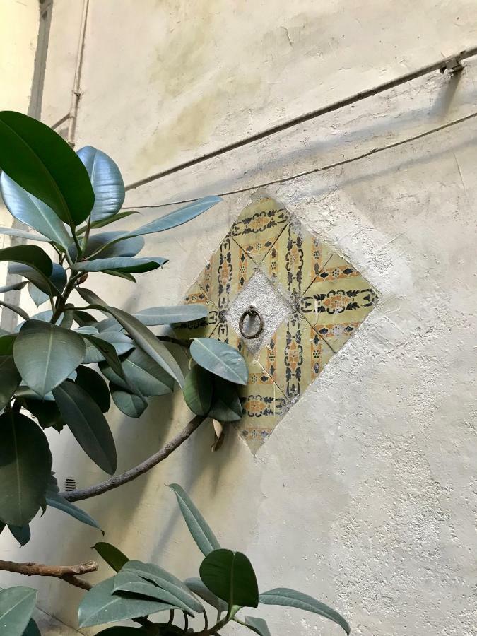 לינה וארוחת בוקר נאפולי Tresette Toledo מראה חיצוני תמונה