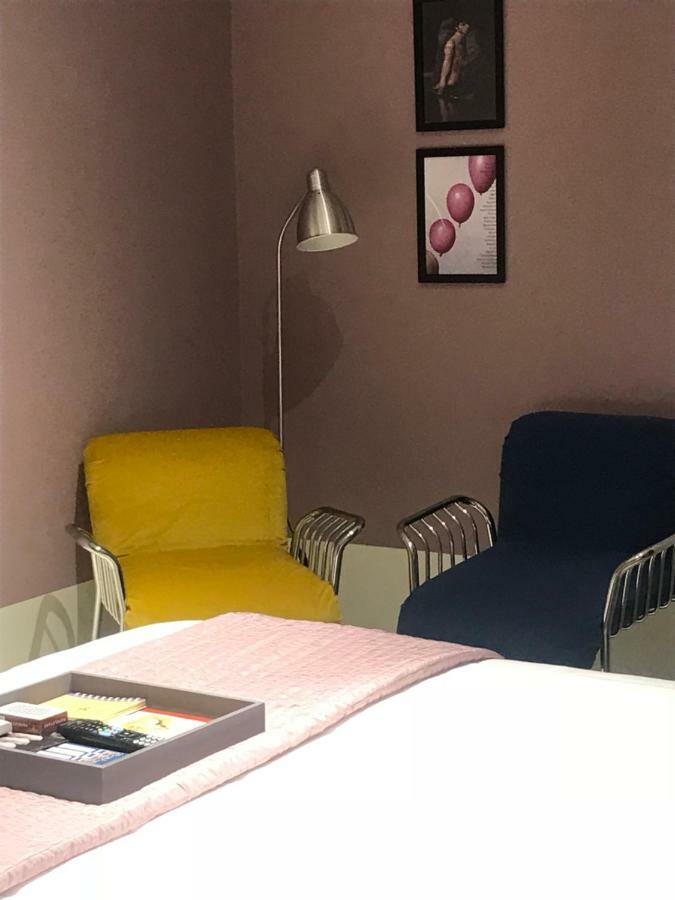 לינה וארוחת בוקר נאפולי Tresette Toledo מראה חיצוני תמונה